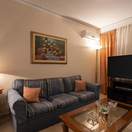 Thissio Family Apartment