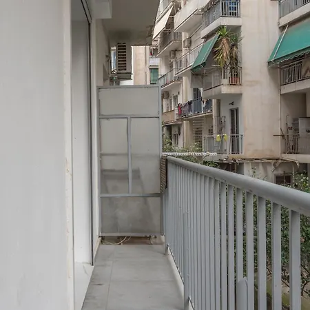 The By Spaceers Apartment *