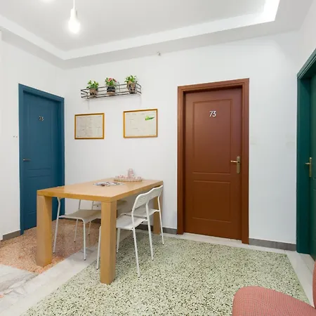 Circle Mirror Center Apartment Athens
