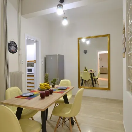 Apartment Plaka, In The Old Historical Neighborhood Of *