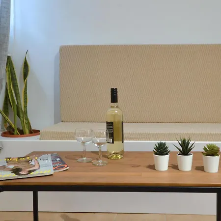 Apartment Acropolis, A And Minimal *