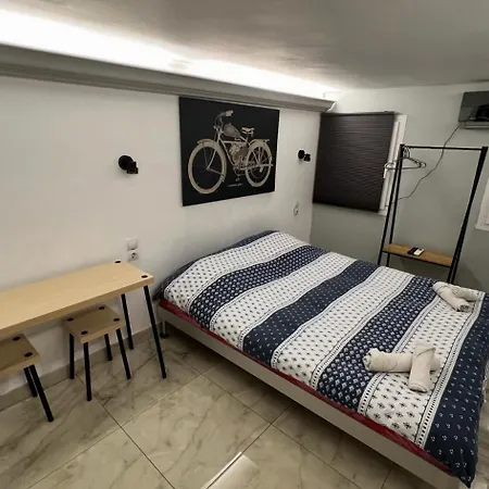 Princeps De Cura Museum Apartment