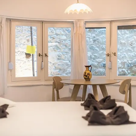 Zen Lotus, Kolonaki Apartment