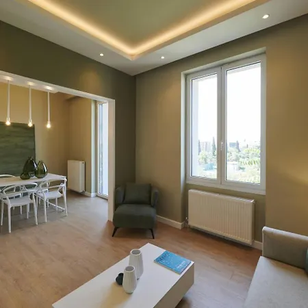 Ma Maison Acropolis Mansion: Near Ancient Wonders Holiday home Athens