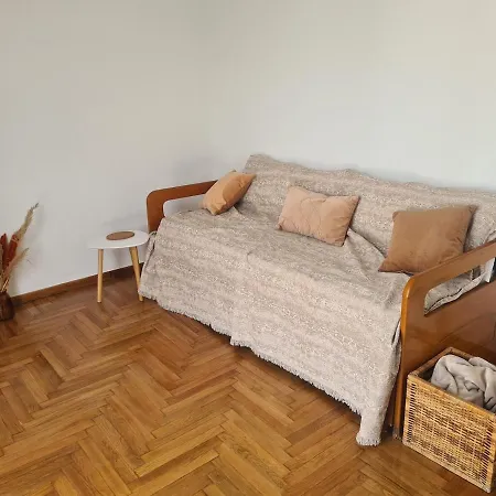 Bright Penthouse With Large Balcony Apartamento