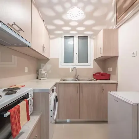 Cozy Acropolis Studio, Thiseio, Faidra *