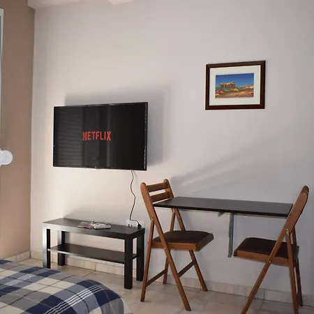 Apartment Renovated Center *