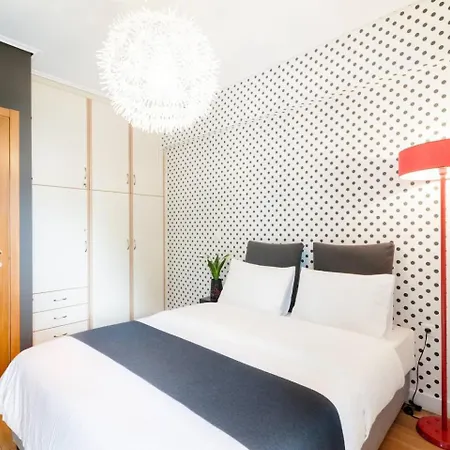 Ma Maison No. 2: Luxury With Parking And High-speed Internet Apartment
