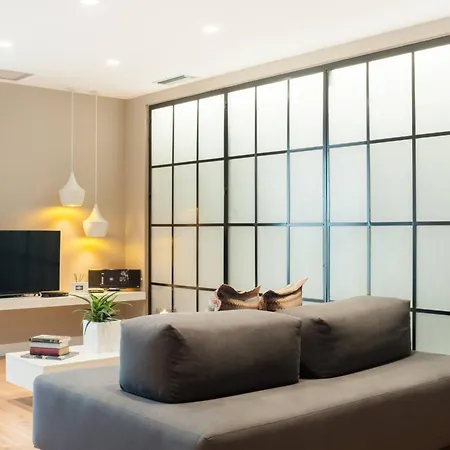 Ma Maison No. 2: Luxury With Parking And High-speed Internet Apartment