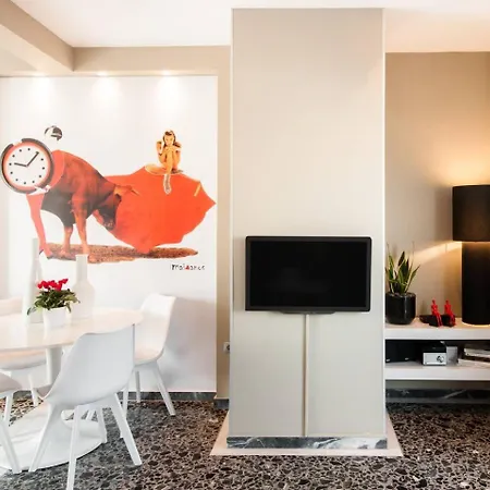 Apartment Ma Maison Penthouse: Acropolis Views & Metro Convenience