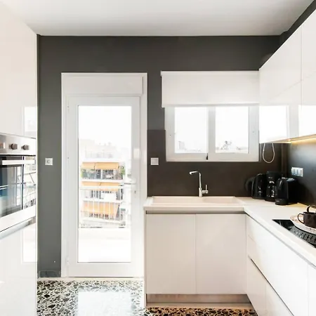 Apartment Ma Maison Penthouse: Acropolis Views & Metro Convenience