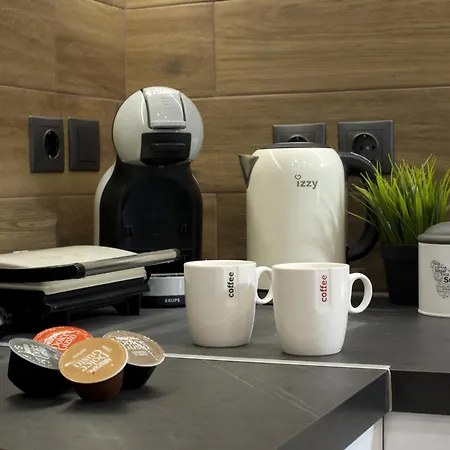Koukaki, A Modern, Newly Refurbished Apartment *