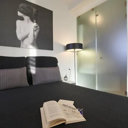 Ma Maison Downtown Loft: Acropolis-adjacent With High-speed Internet