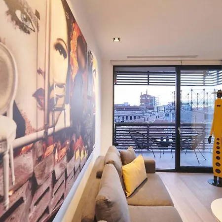 Ma Maison Downtown Loft: Acropolis-adjacent With High-speed Internet