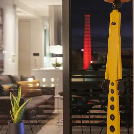 Ma Maison Downtown Loft: Acropolis-adjacent With High-speed Internet *
