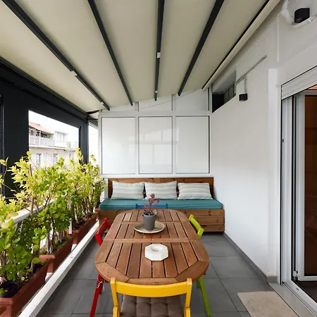 Modern A Apartment