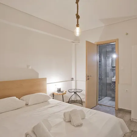 Breezy Apartment Athens