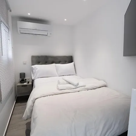 Charming 2 Bedroom House In Iraklio, Greece Holiday home Athens