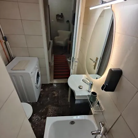 Apartment σπίτι για δυο στο κέντρο της αθήνας Athens