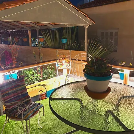 Apartment Apostolis *