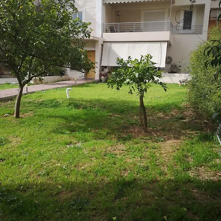 Apartment Ground Floor Apt. With Garden, Timfristou 86 Chalandri