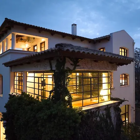 Ma Maison Downtown N°8, Indoor Heated Pool *