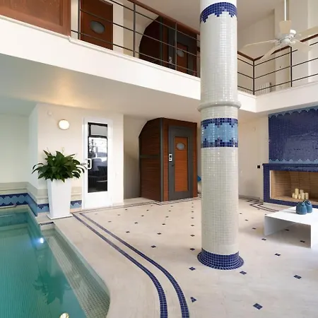 Ma Maison Downtown N°8, Indoor Heated Pool * Athene