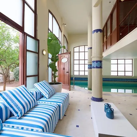 Villa Ma Maison Downtown N°8, Indoor Heated Pool *