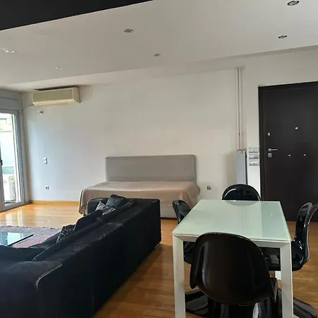 Spacious Stylish Flat At Acropolis Area! Apartment *