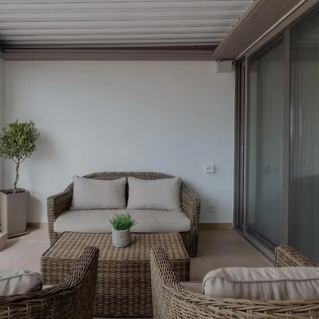 Amazing Ii Apartment