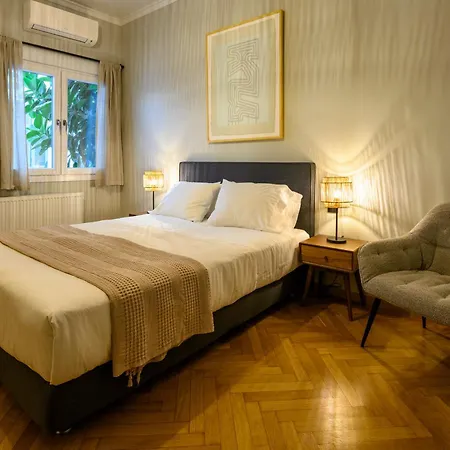 Apartment Plaka Premier - Steps From Acropolis Museum And Metro Athens