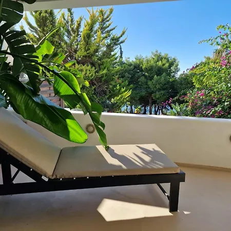 Laguna Blue - Kavouri Vouliagmeni Front Villa *