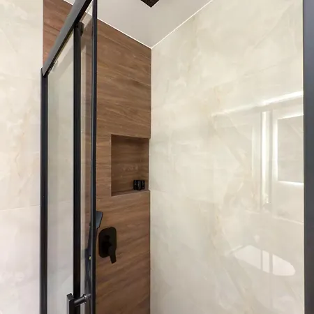 Modern Temple Of Athina 1 & 2 Apartment Athens