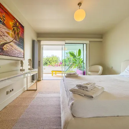 Laguna Blue - Kavouri Vouliagmeni Front Villa *