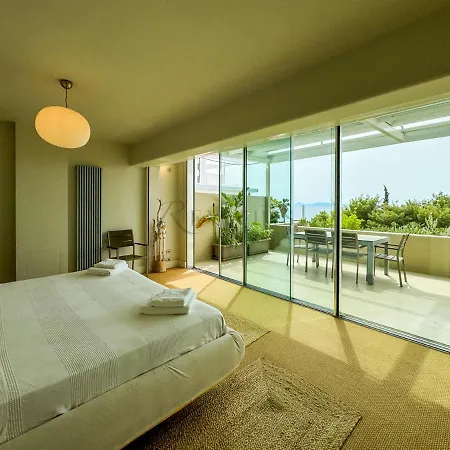 Villa Laguna Blue - Kavouri Vouliagmeni Front *