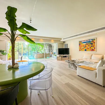 Villa Laguna Blue - Kavouri Vouliagmeni Front