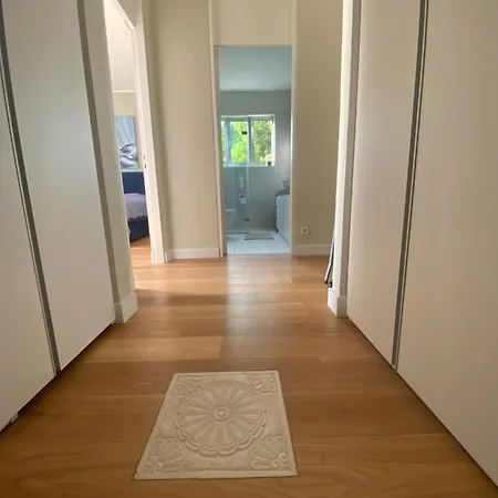 Glyfada Luxury Penthouse Apartment *
