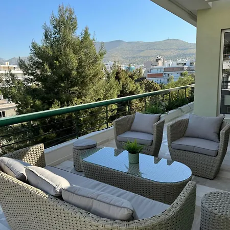 Glyfada Luxury Penthouse * Athen