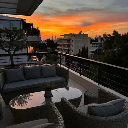 Glyfada Luxury Penthouse Apartment *
