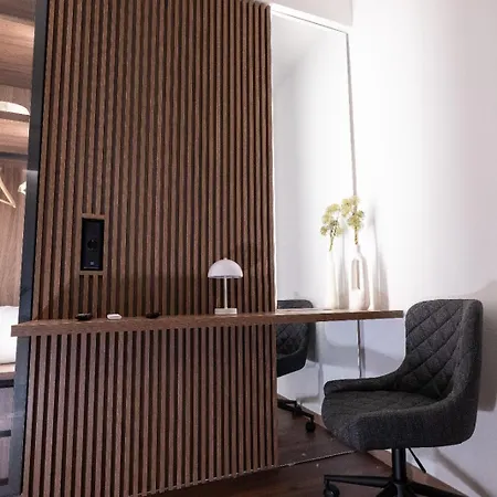 Aristo129 - Stylish Urban Retreat Balcony By Metro Apartment *
