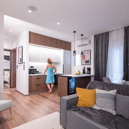 Aristo129 - Stylish Urban Retreat Balcony By Metro Apartment