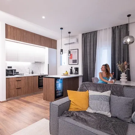 Aristo129 - Stylish Urban Retreat Balcony By Metro Apartment
