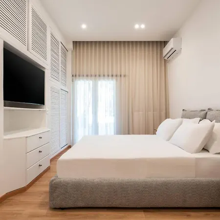 4bd With Outdoor Jacuzzi Garden Apartment *