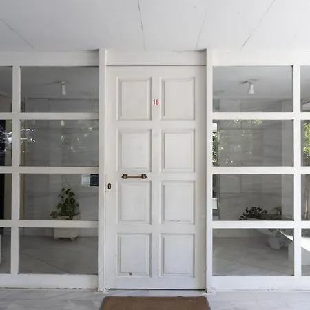 Seaside Elegance Brand New 2bd Luxury Athens