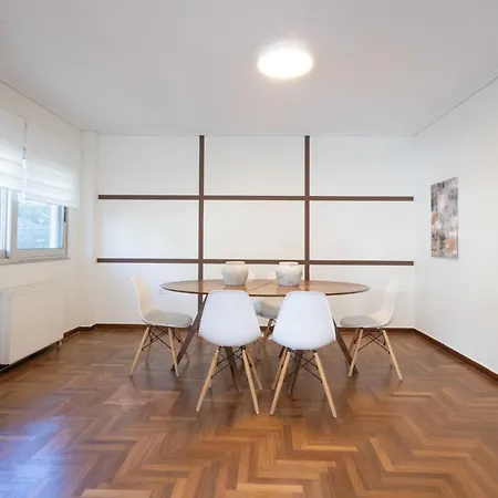 Seaside Elegance Brand New 2bd Luxury Apartment *