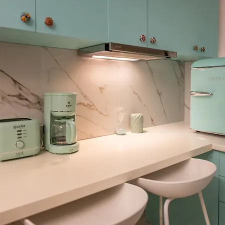 The Acropolis Apartment *