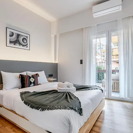 Belmont - 2 Bedroom & Balcony In * 아테네