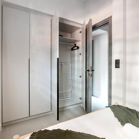 Belmont - 2 Bedroom & Balcony In *