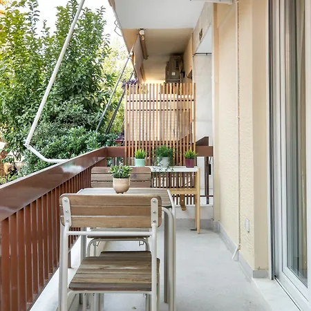 Belmont - 2 Bedroom & Balcony In * 아테네