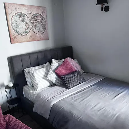 Apartment Cozy In The Heart Of *